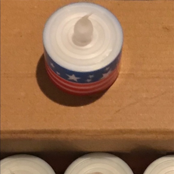 Battery Operated Patriotic Flag LED Tea Light Candles - Picture 7 of 10